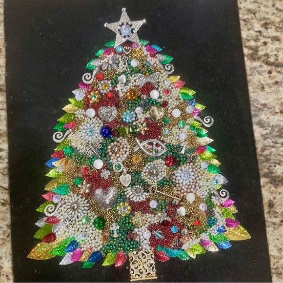 Special Gift or for you, Vintage jewelry, beaded & more Christmas Tree on Canvas - Picture 3 of 4